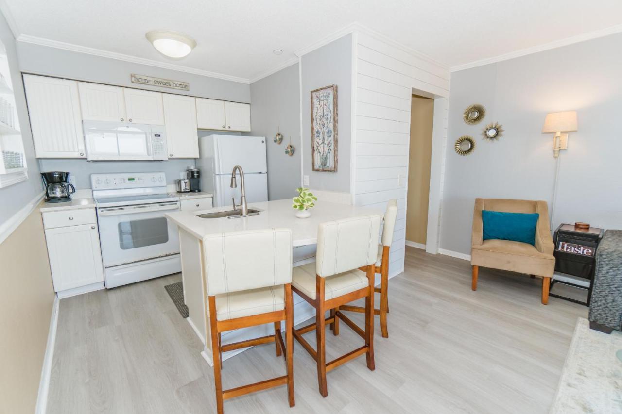 Stunning Views!!-Oceanfront Villa-Heated Pool-Private Balcony-Tiki Bar-Walk To Coligny Plaza Hilton Head Island Esterno foto