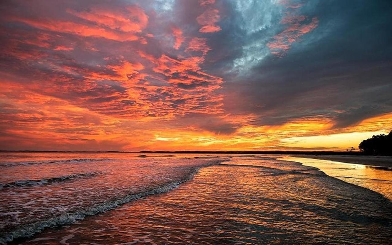 Stunning Views!!-Oceanfront Villa-Heated Pool-Private Balcony-Tiki Bar-Walk To Coligny Plaza Hilton Head Island Esterno foto
